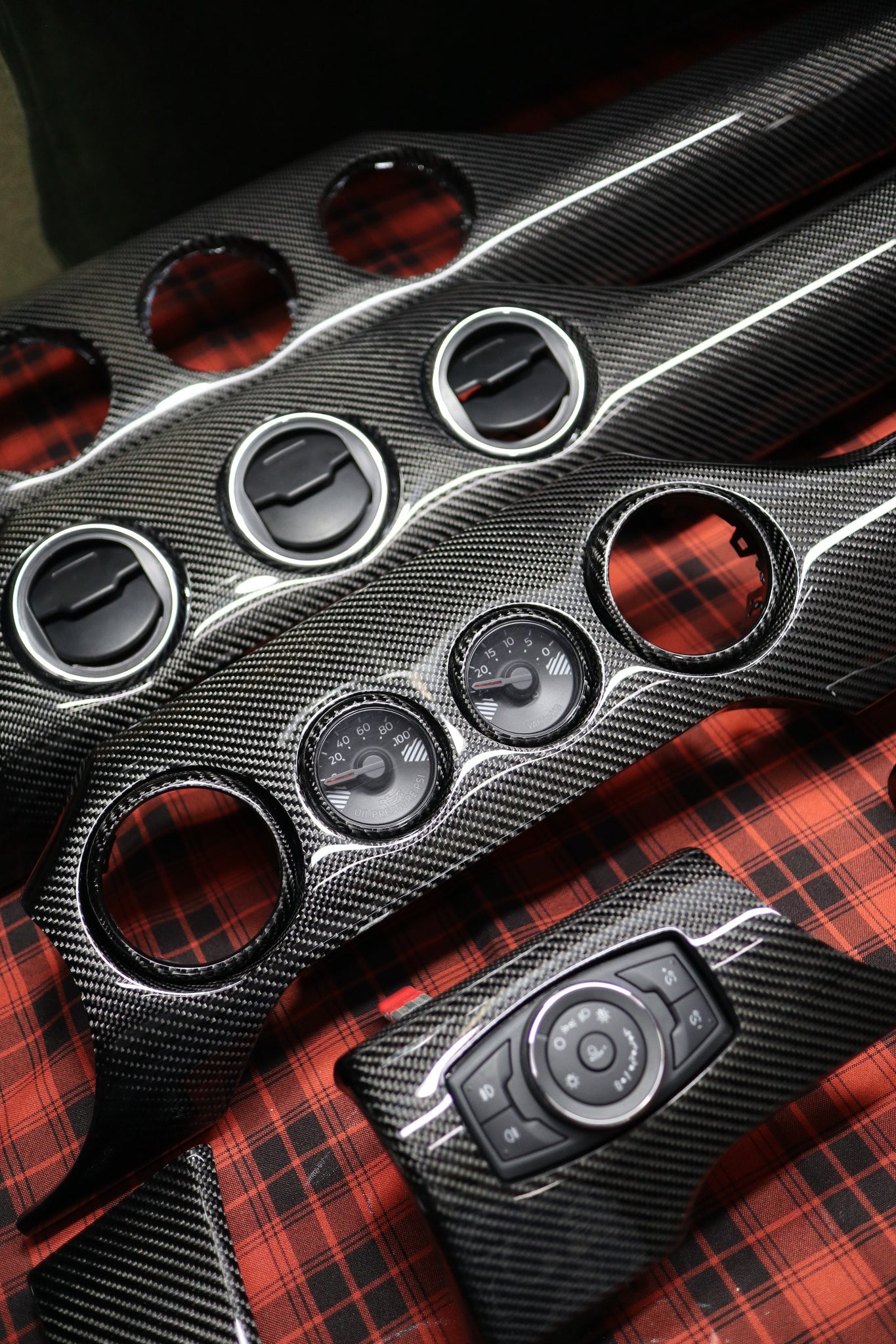 Red Carbon Fiber Dashboard Cover Trim For Ford Mustang 2015-2019 – LHD, Self-Adhesive