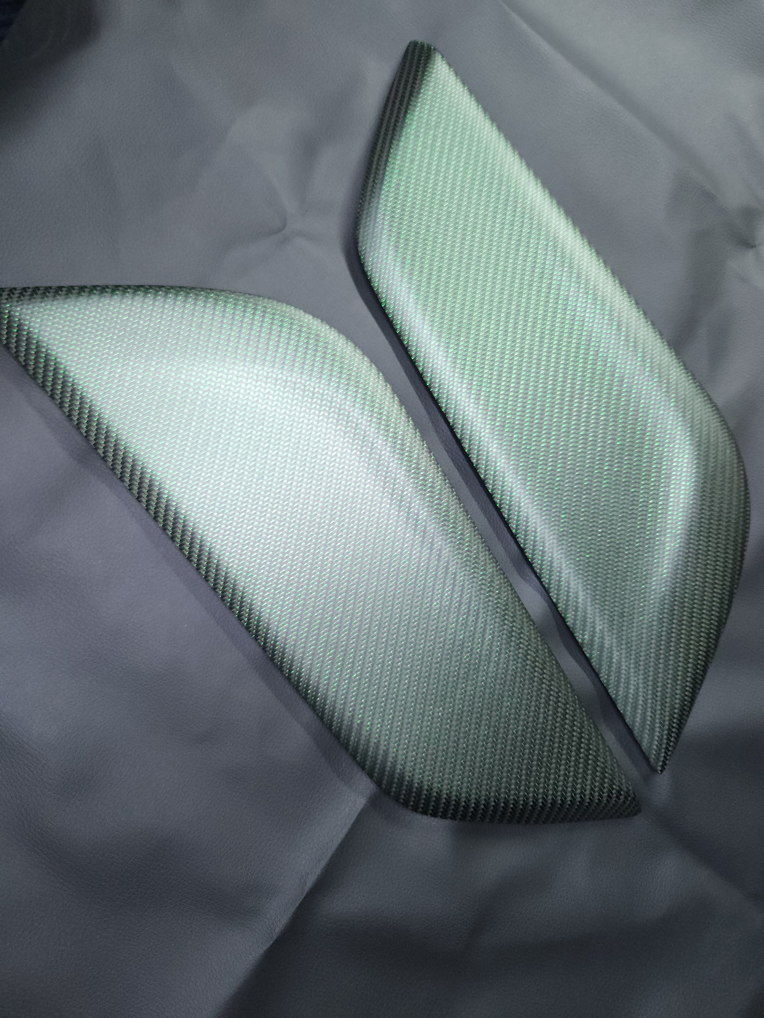 2015-2023 Mustang S550 Matte Reflective Green Carbon Fiber Knee Pads