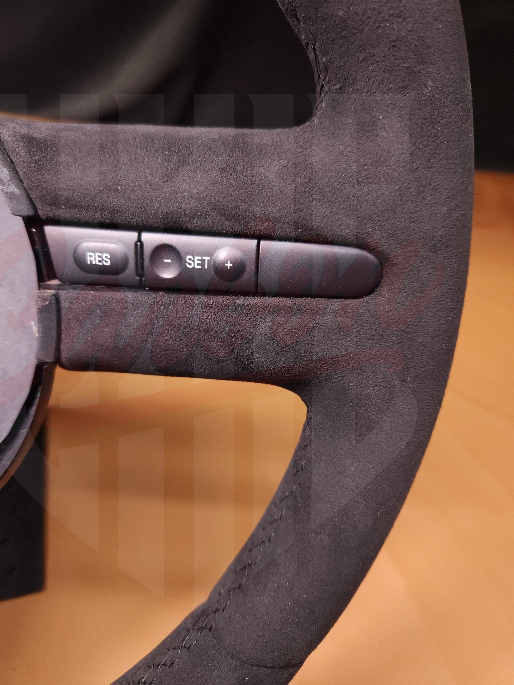 2007-2009 Shelby GT500 Carbon Fiber Steering Wheel