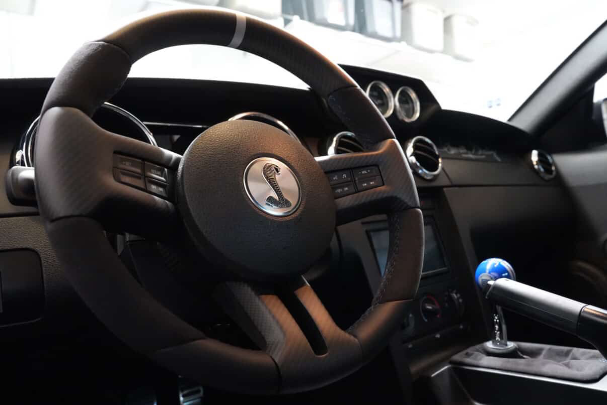 Second generation of mustang S197 steering wheel with carbon fiber and leather
