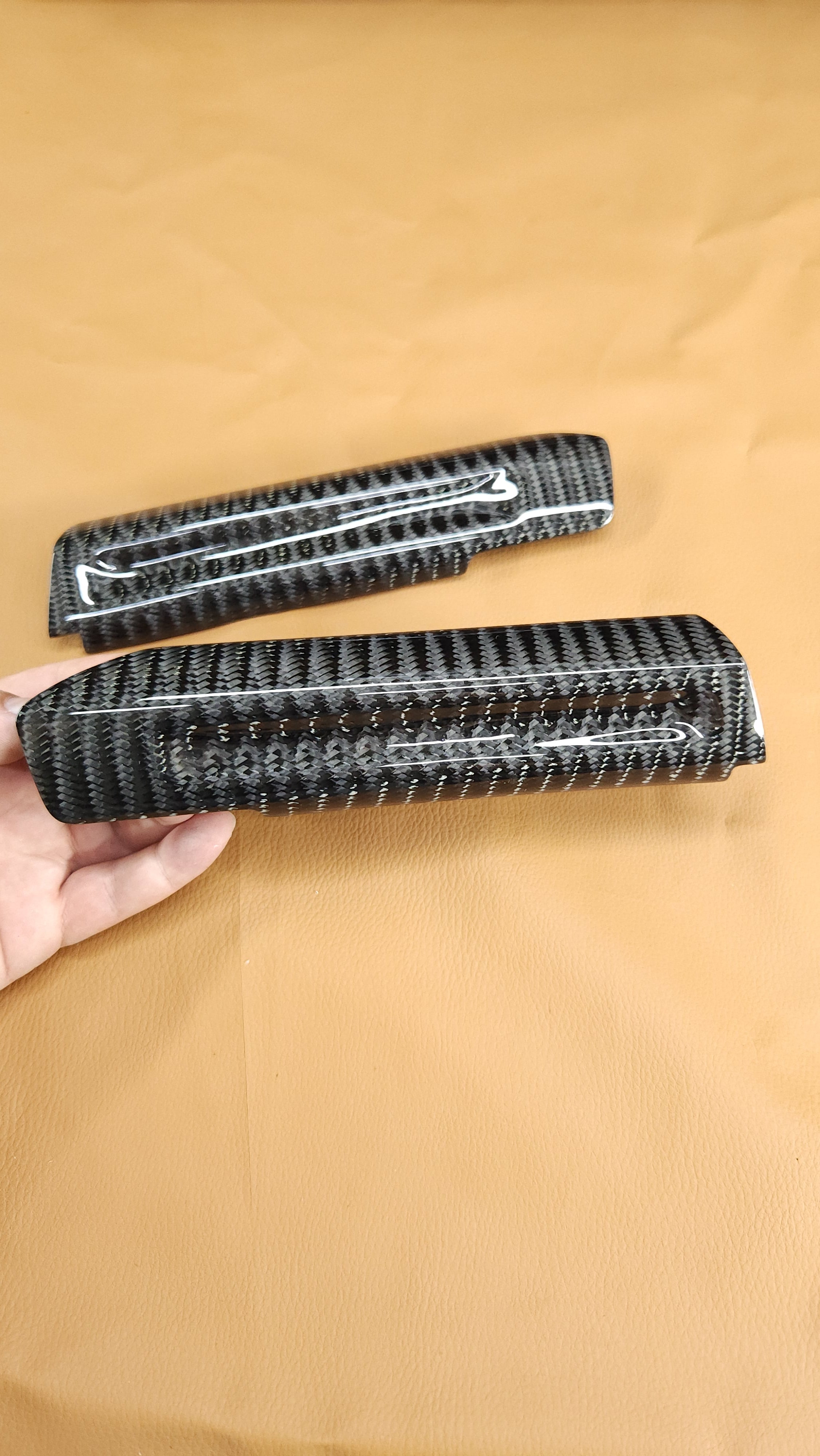 2015-2023 Mustang S550 Wide Twill Carbon Fiber Door Handle