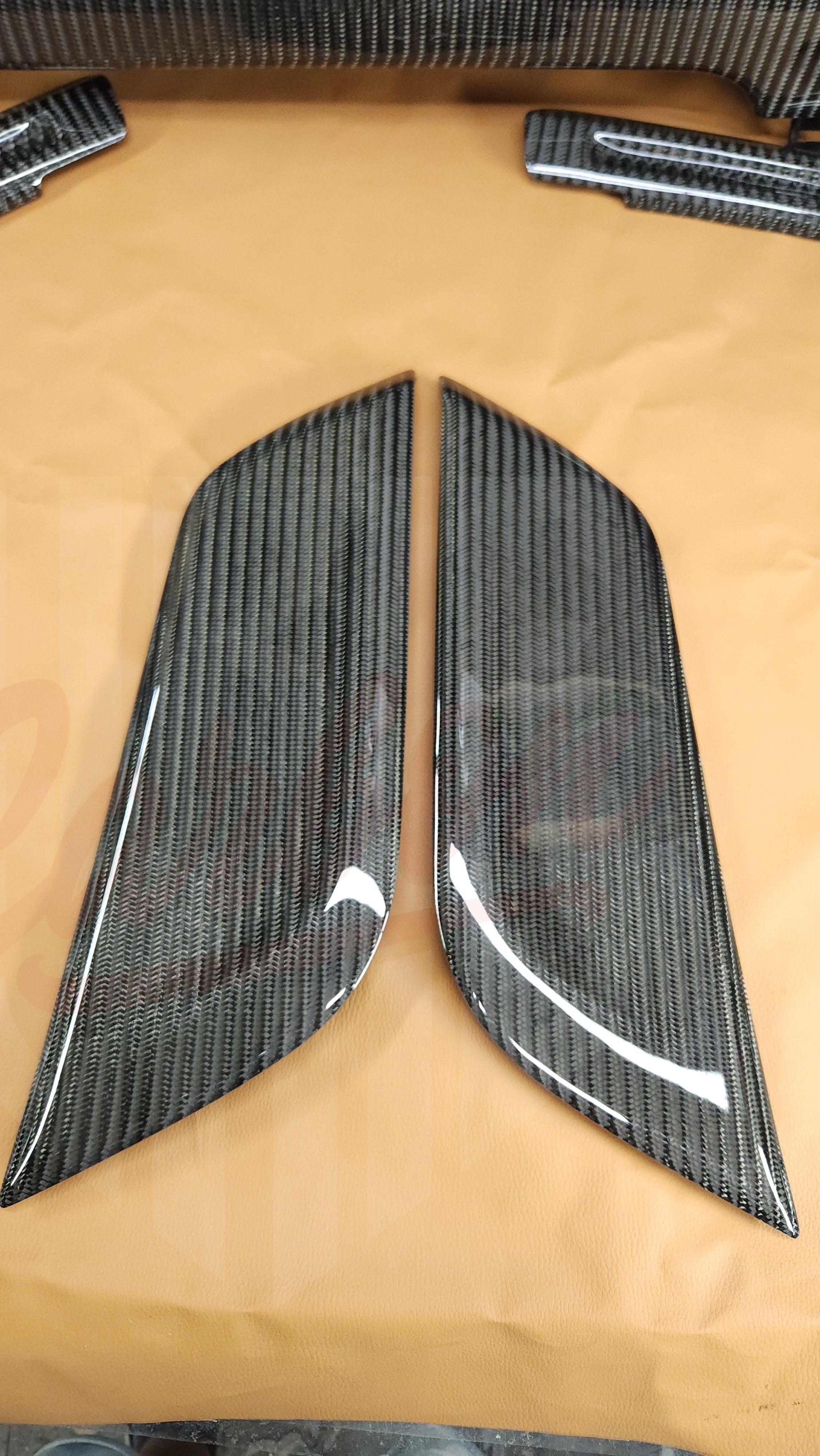 2015-2023 Mustang S550 Wide Twill Carbon Fiber Knee Pads