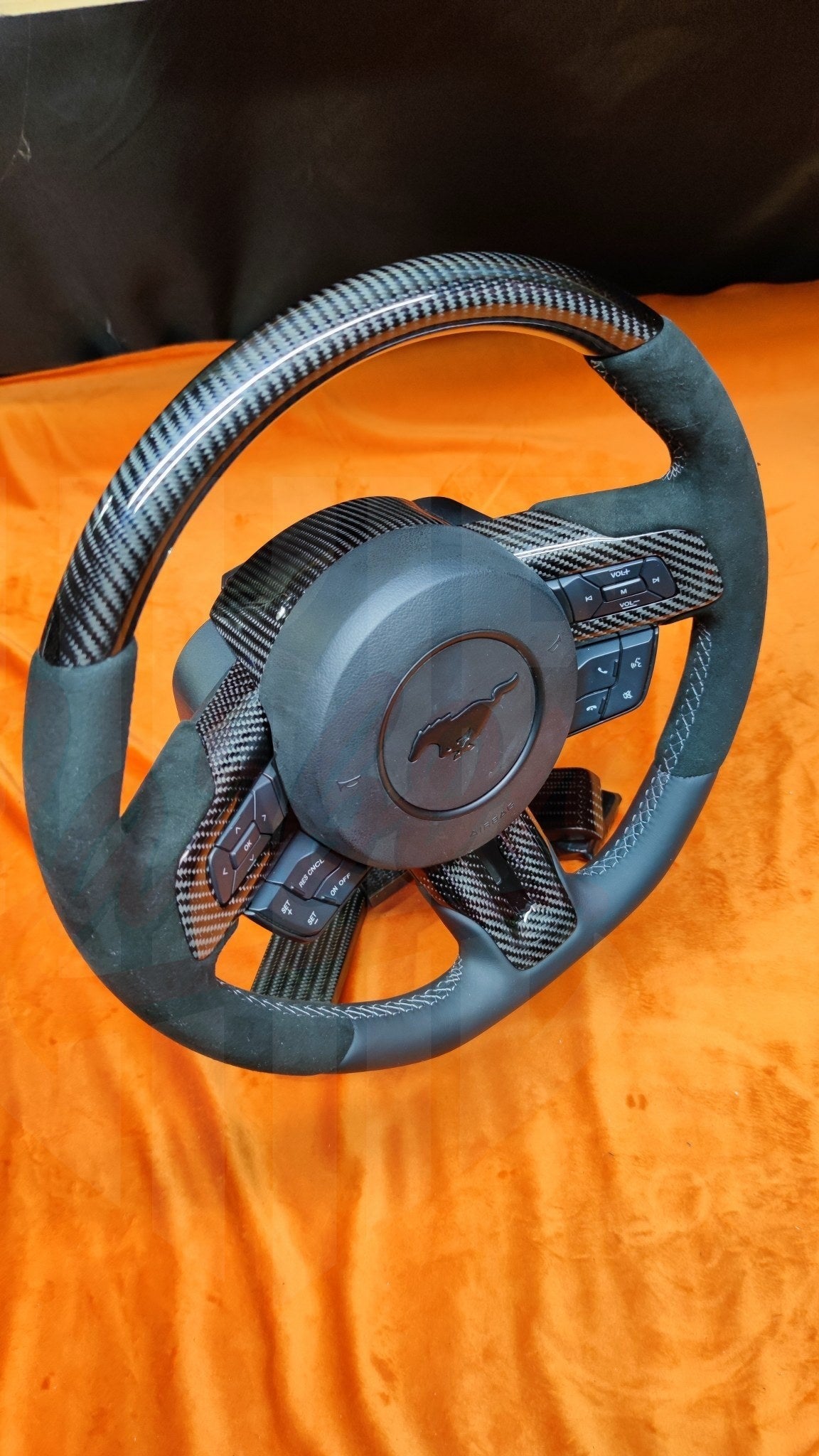 2015-2023 Mustang S550 Carbon Fiber Classic  Style Steering Wheel
