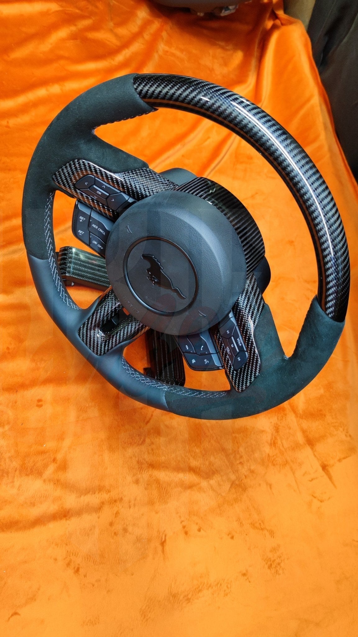 2015-2023 Mustang S550 Carbon Fiber Classic  Style Steering Wheel